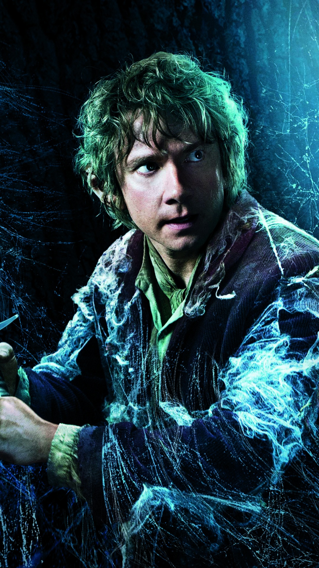 Homme en Veste de Camouflage Noire et Verte Tenant un Fusil Noir. Wallpaper in 1080x1920 Resolution