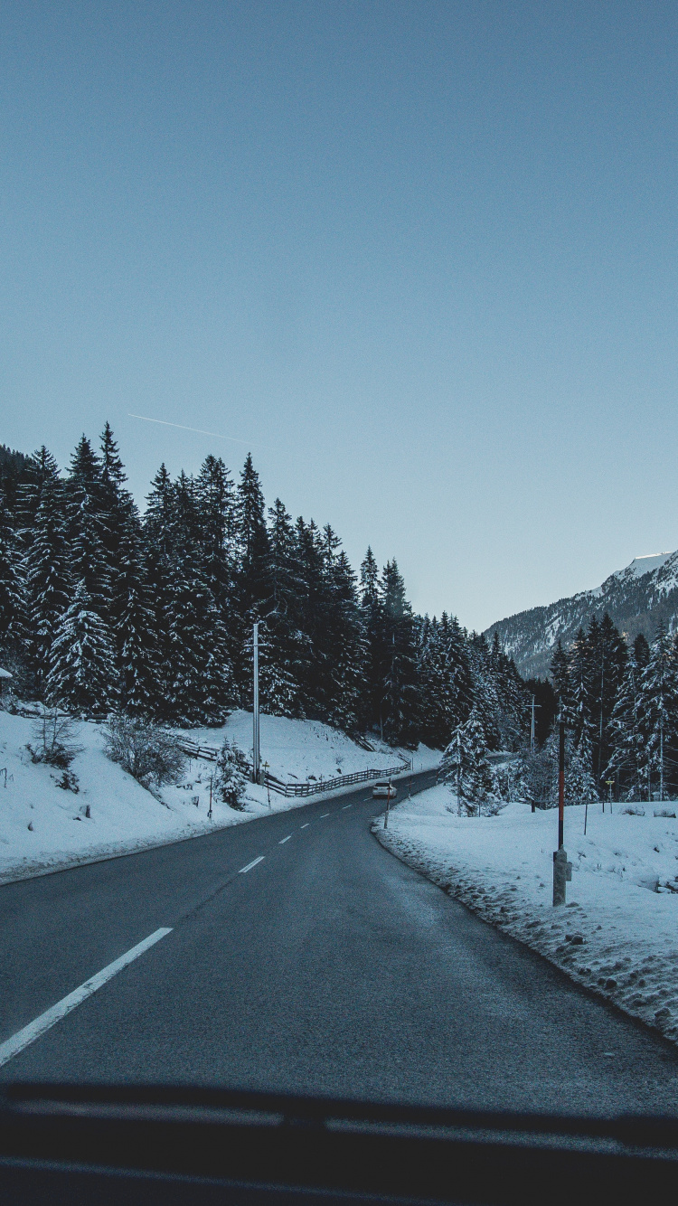 Neige, Automobile Pneu, Paysage Naturel, Surface de la Route, Asphalt. Wallpaper in 750x1334 Resolution