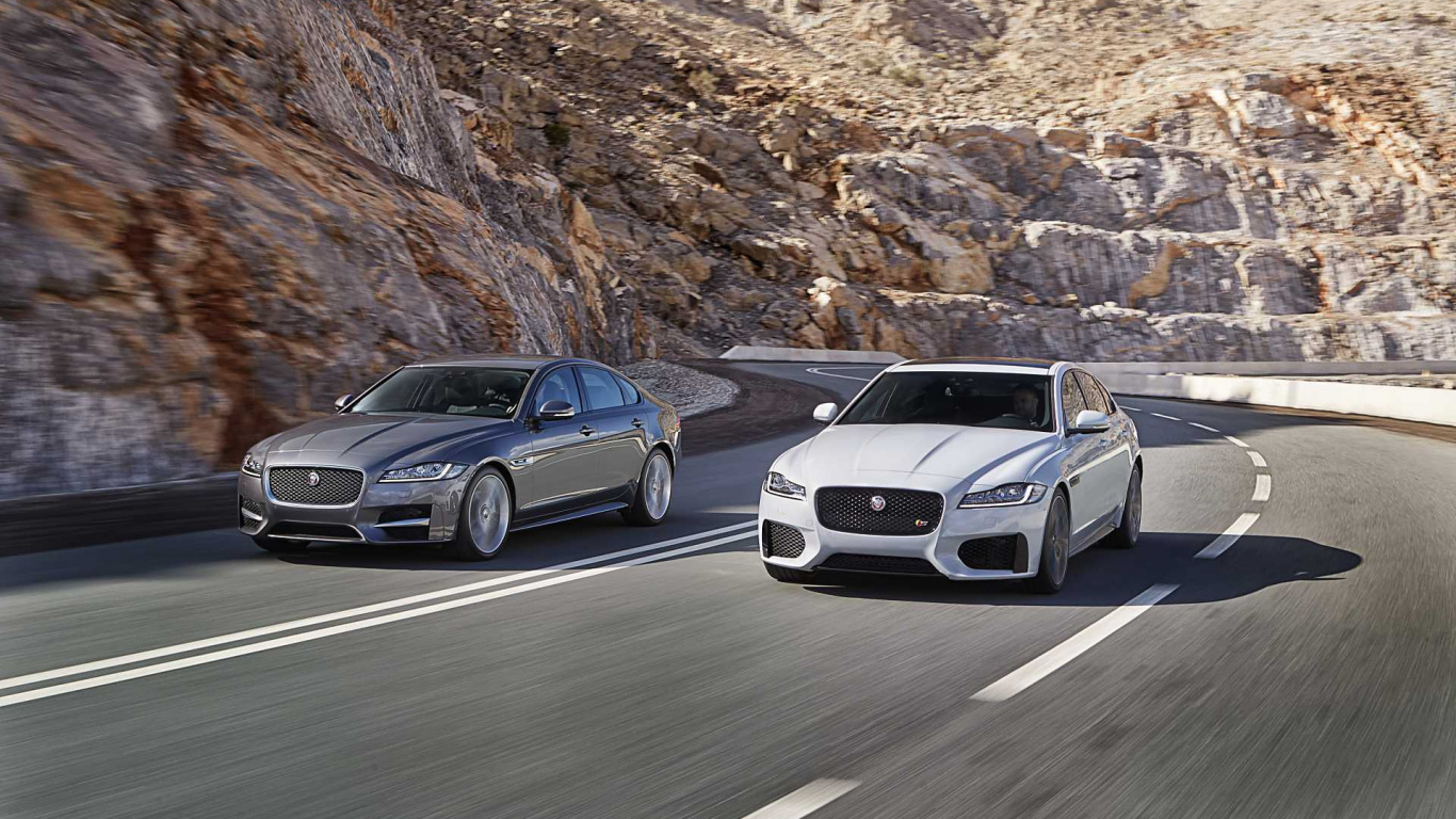 White Porsche 911 on Road During Daytime. Wallpaper in 1366x768 Resolution