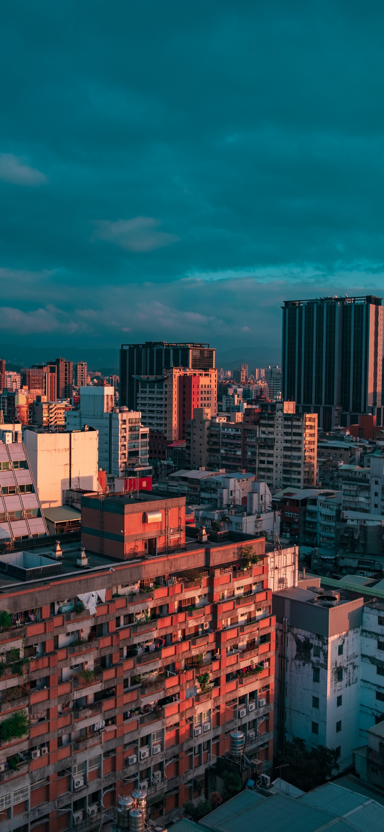 Cityscape, Taipei City, Chicago, Cloud, Building. Wallpaper in 1242x2688 Resolution