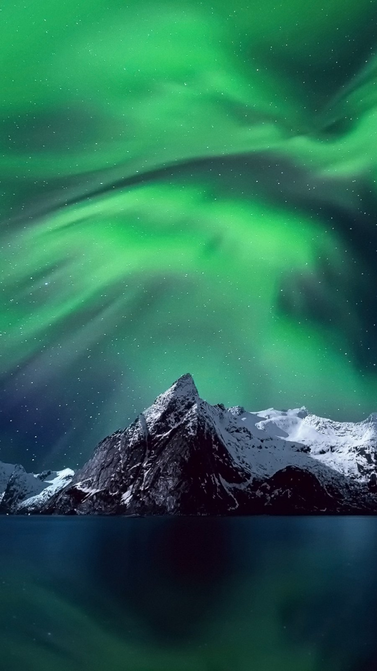 Aurora, Natur, Gr, Naturlandschaft, Licht. Wallpaper in 750x1334 Resolution