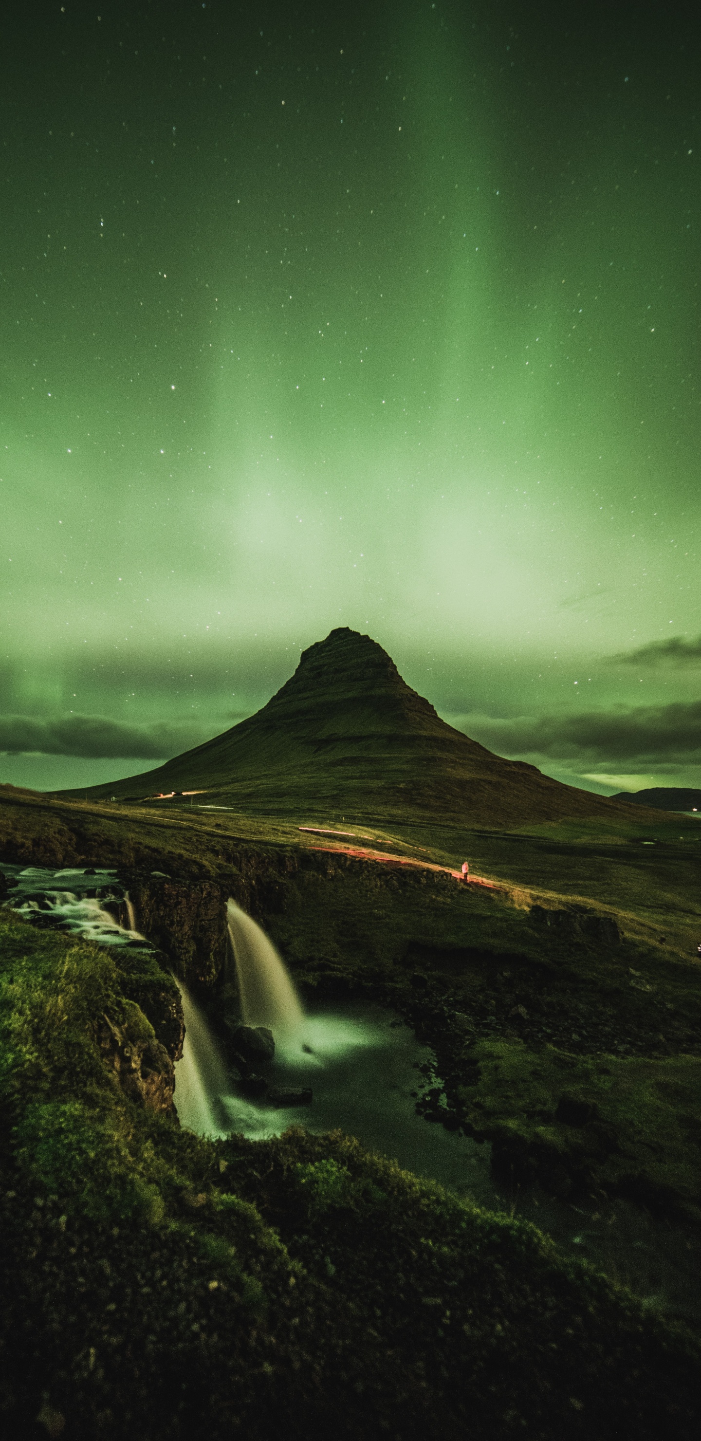 Parc Khaitan, Kirkjufell, Aurora, Voyage en Islande, Atmosphère. Wallpaper in 1440x2960 Resolution