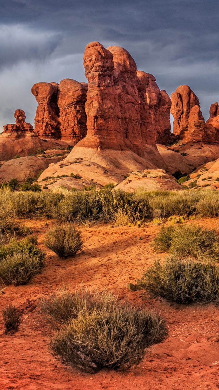 Sonnenuntergang Moab, Arches National Park, Zion National Park, Bryce Canyon National Park, Nationalpark. Wallpaper in 750x1334 Resolution