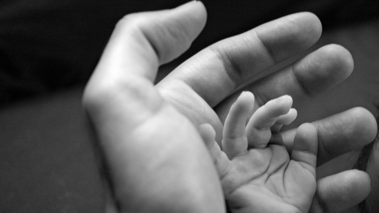 Grayscale Photo of Babys Feet. Wallpaper in 1280x720 Resolution