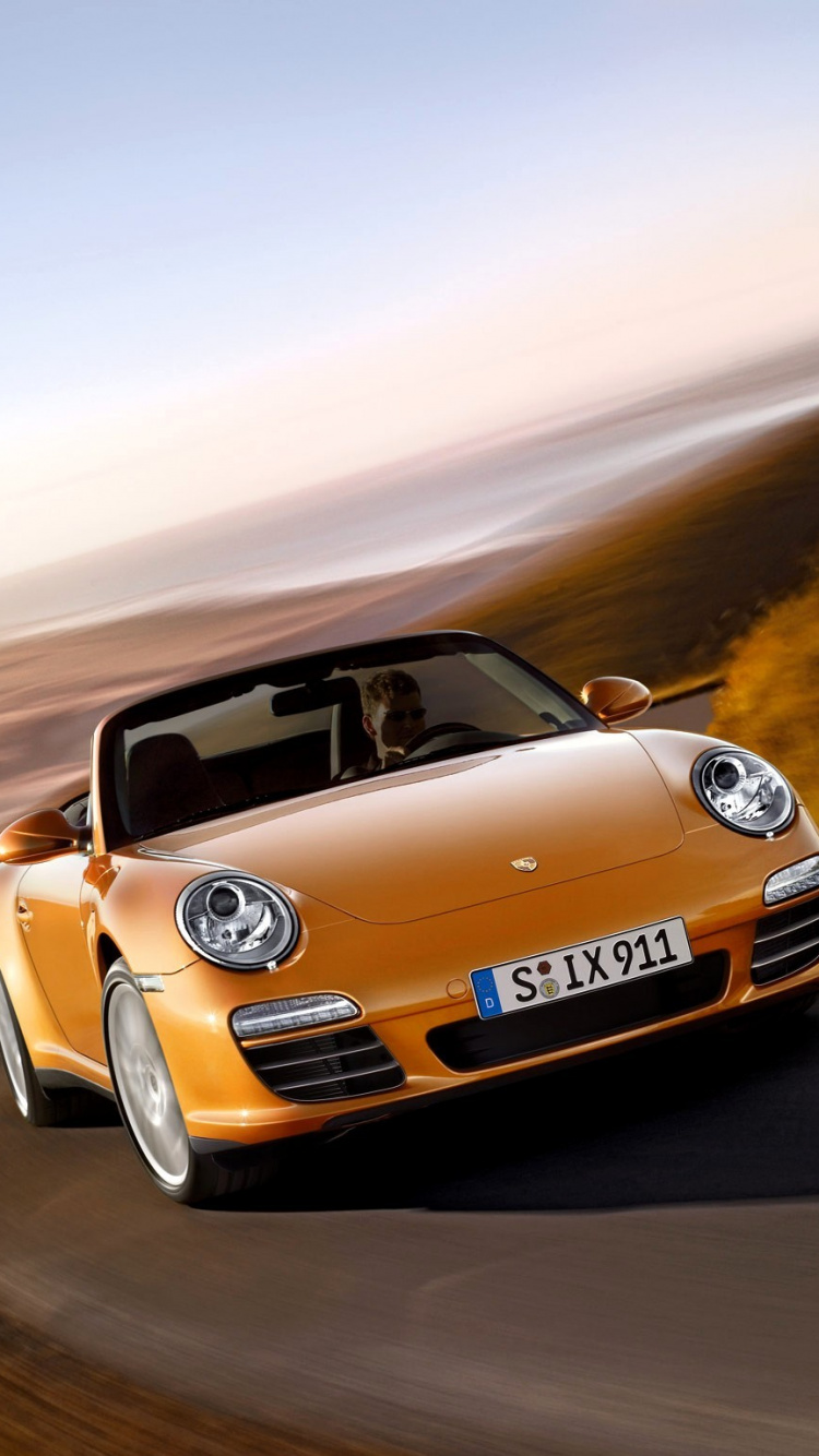 Gelber Bmw m 3 Tagsüber Unterwegs. Wallpaper in 750x1334 Resolution