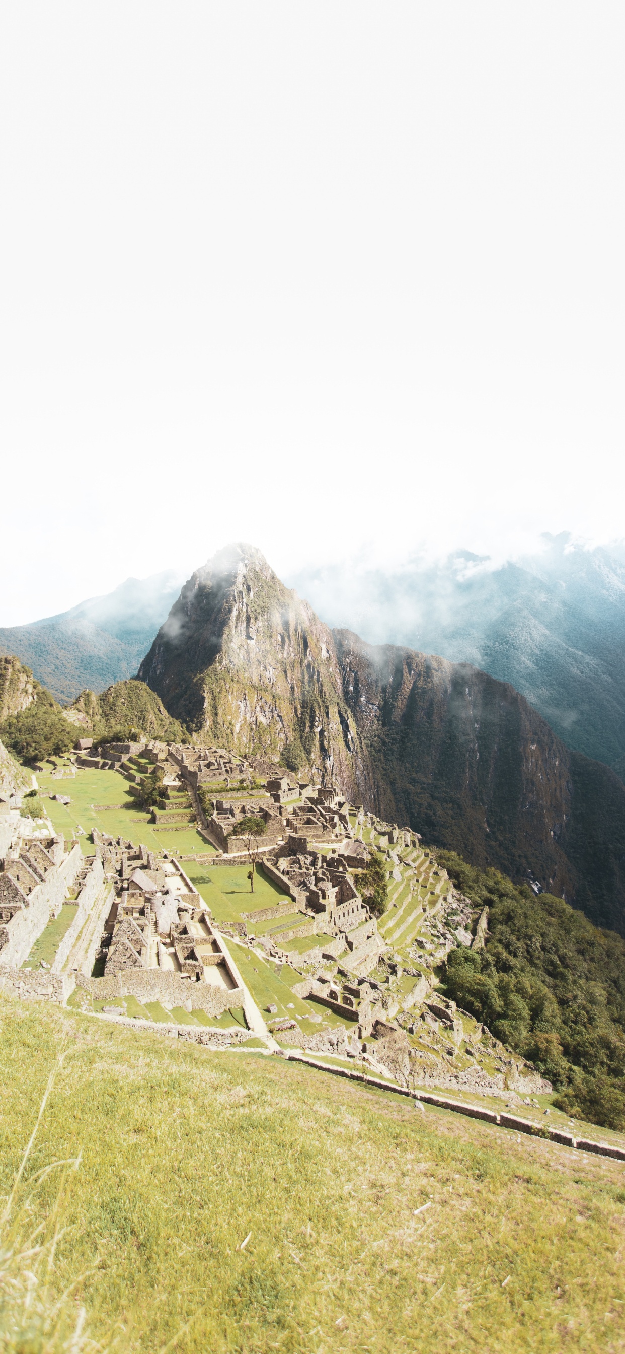 Edificio, Highland, Paso de Montaña, Estación de la Colina, Alpes. Wallpaper in 1242x2688 Resolution