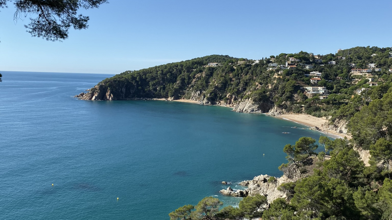 Espagne, Côte, Corps de L'eau, Eau, Paysage Naturel. Wallpaper in 1366x768 Resolution