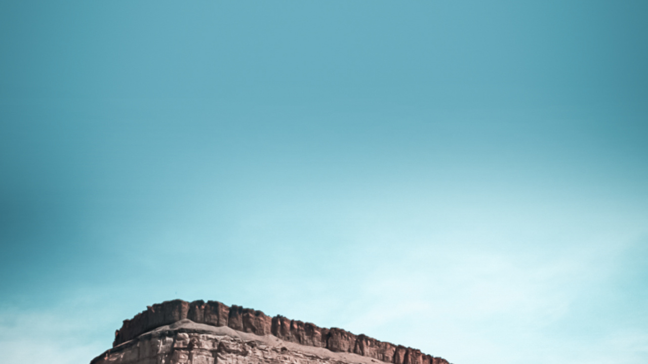 Cloud, Mountain, Natural Landscape, Bedrock, Highland. Wallpaper in 1280x720 Resolution