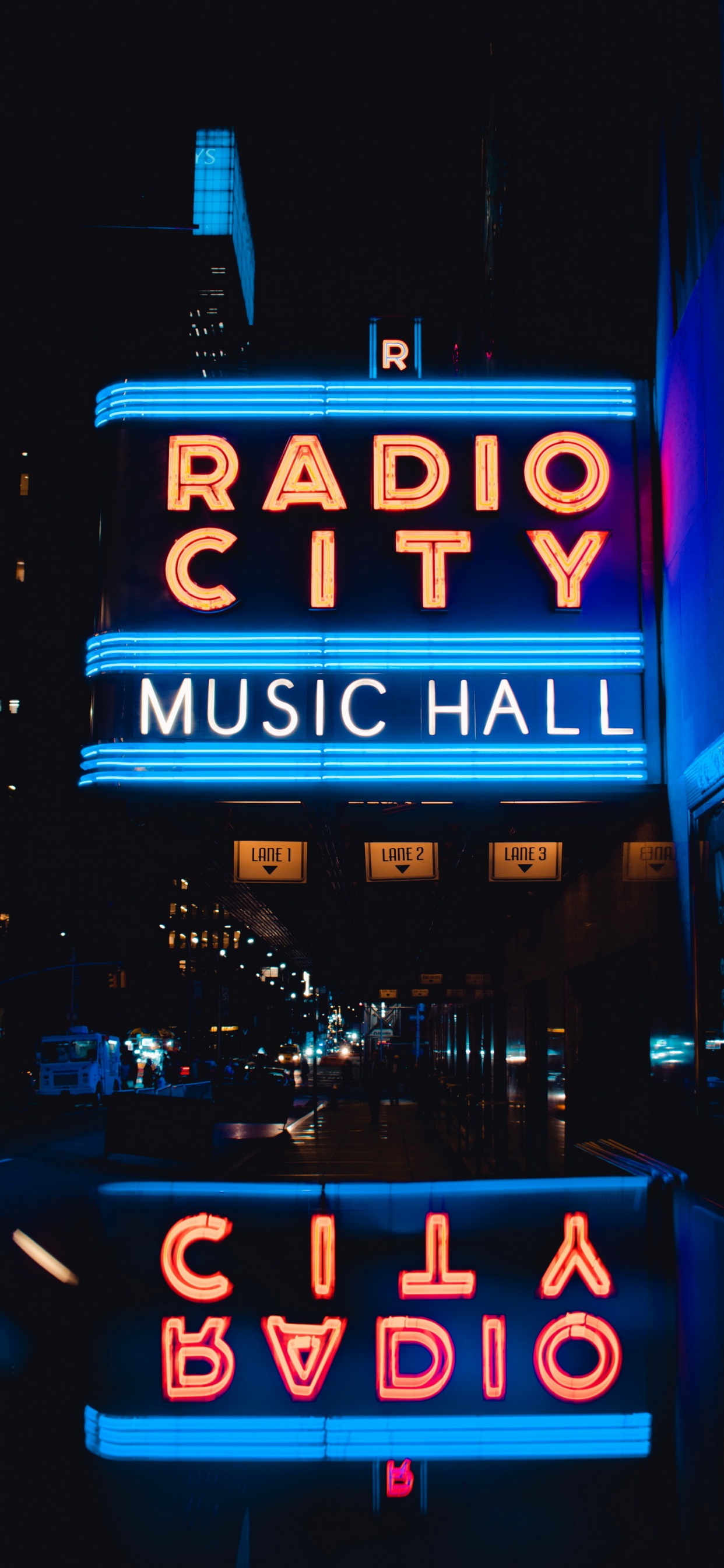 Centro Rockefeller, Radio City Music Hall, Texto, Edificio, el Cartel Electrónico. Wallpaper in 1242x2688 Resolution