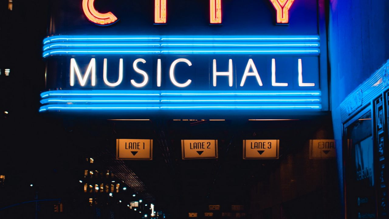 Rockefeller Center, Radio Stadt Musikhalle, Leuchtreklame, Text, Gebäude. Wallpaper in 1280x720 Resolution