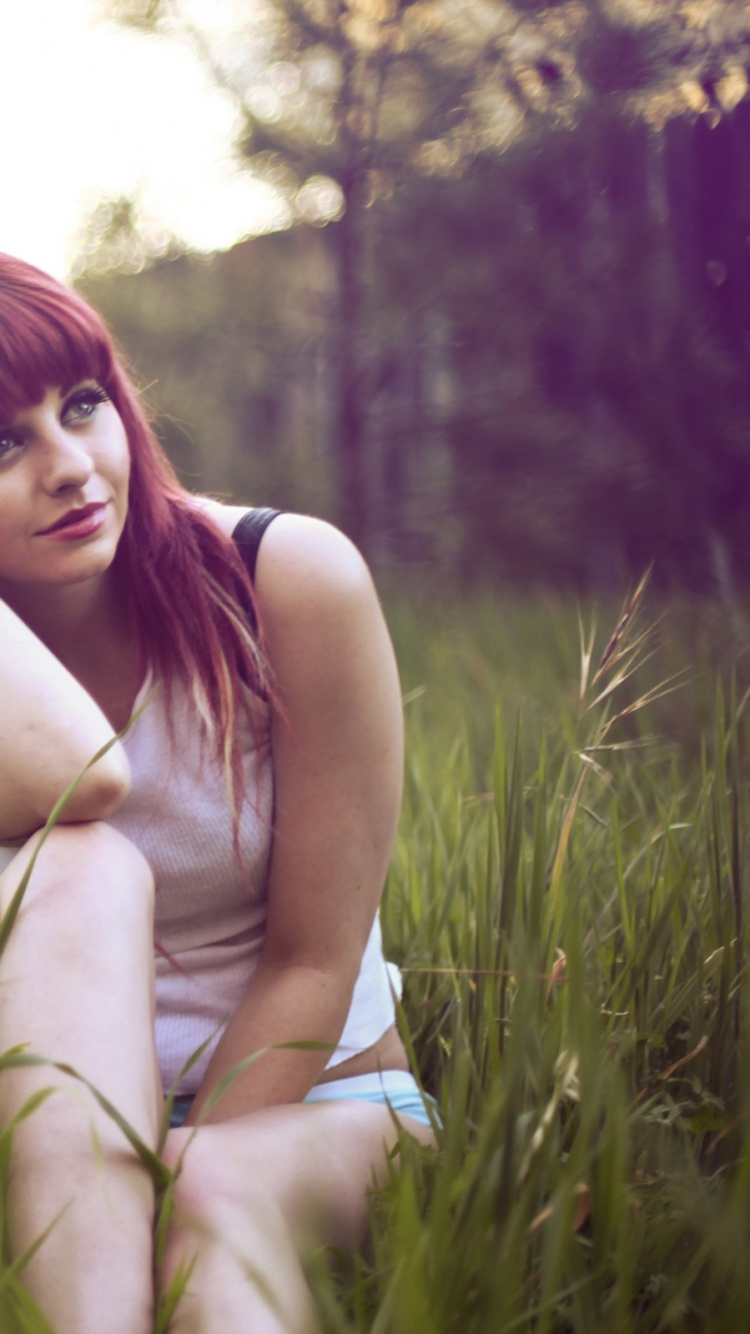 Nature, Beauty, Sunlight, Light, Portrait Photography. Wallpaper in 750x1334 Resolution