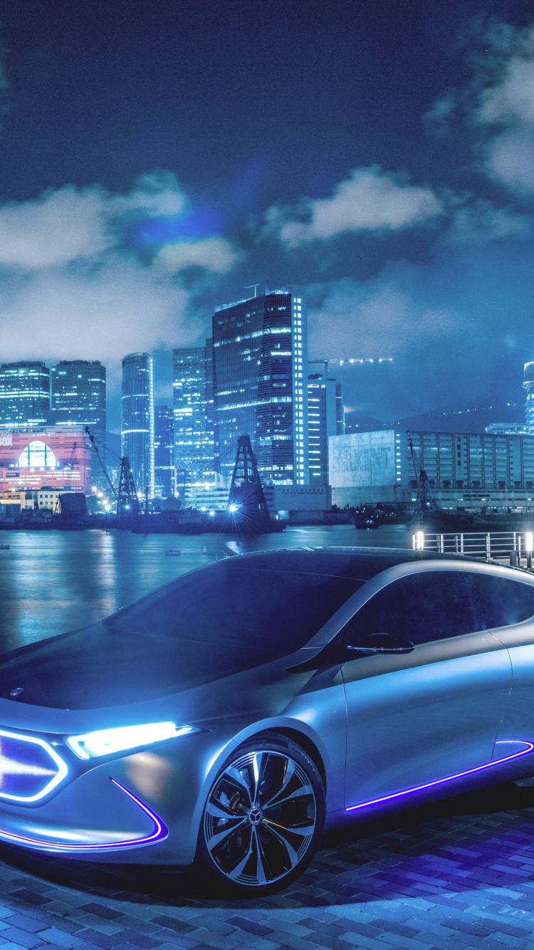 BMW m 3 Coupé Bleu Garé Près D'un Plan D'eau Pendant la Nuit. Wallpaper in 750x1334 Resolution