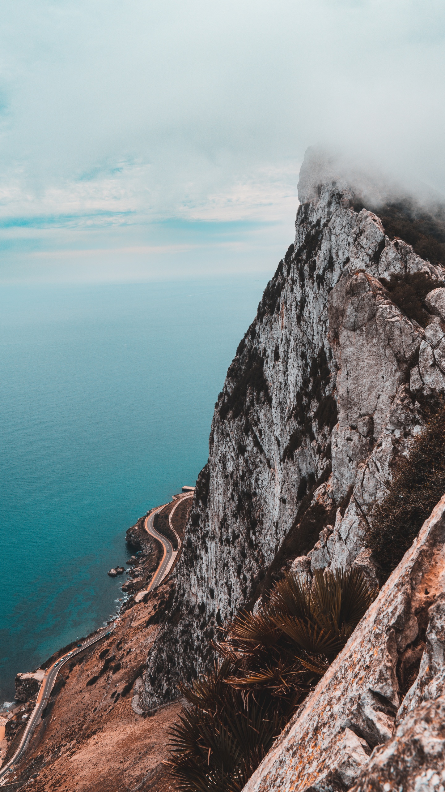 Ciel, Falaise, Mer, Côte, Rocher de Gibraltar. Wallpaper in 1440x2560 Resolution