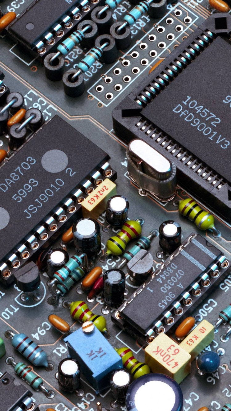 Placa Base de Computadora Negra y Verde. Wallpaper in 750x1334 Resolution