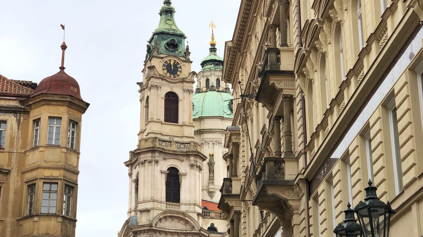 Prague, Fenêtre, Architecture, Façade, Quartier. Wallpaper in 1366x768 Resolution