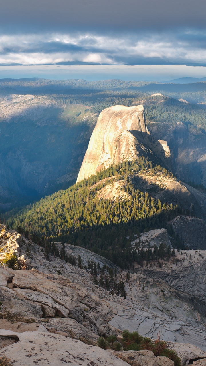 Green and Brown Mountain Under White Clouds During Daytime. Wallpaper in 720x1280 Resolution