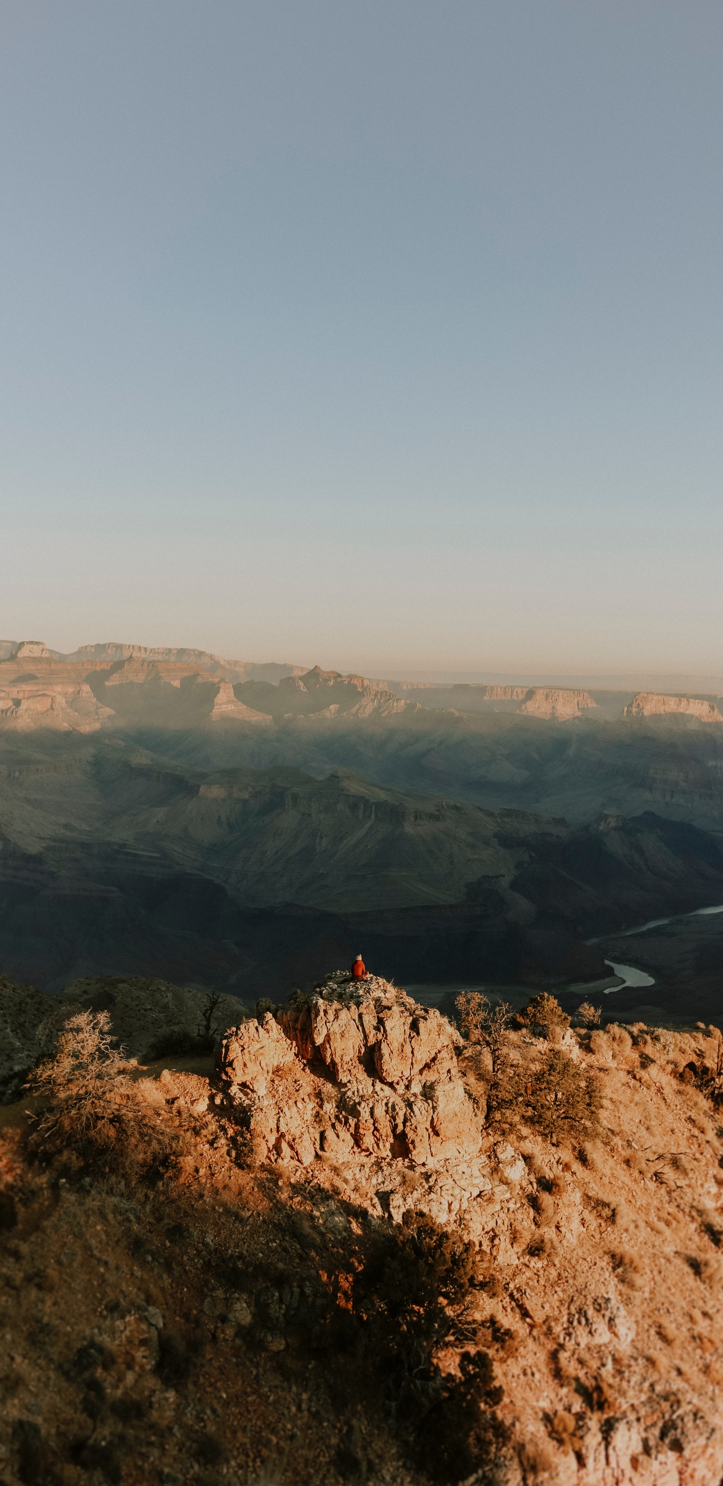 Bergkette, Bergigen Landschaftsformen, Grat, Hill, Wildnis. Wallpaper in 1440x2960 Resolution