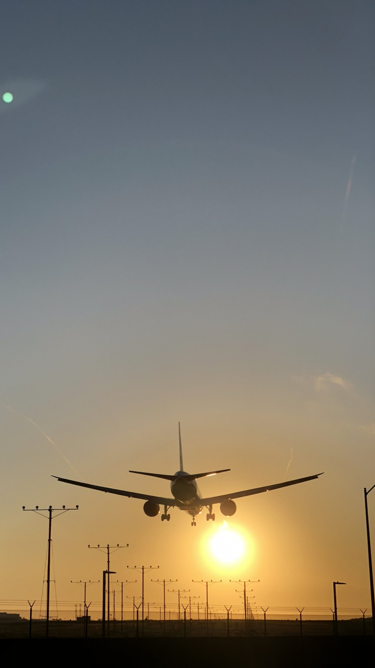 Air Voyage, Avion, Airliner, Aviation, Atmosphère. Wallpaper in 750x1334 Resolution