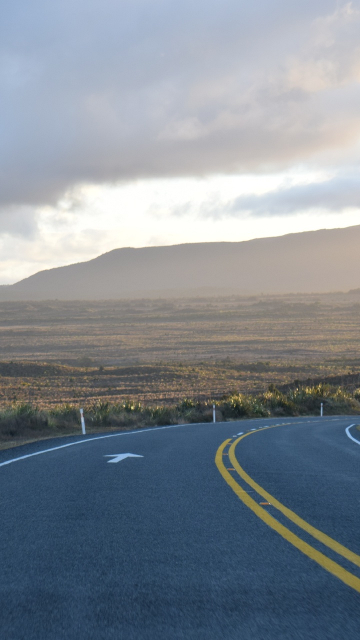 Mountain, Mount Tongariro, National Park, Mount Ruapehu, Volcano. Wallpaper in 720x1280 Resolution