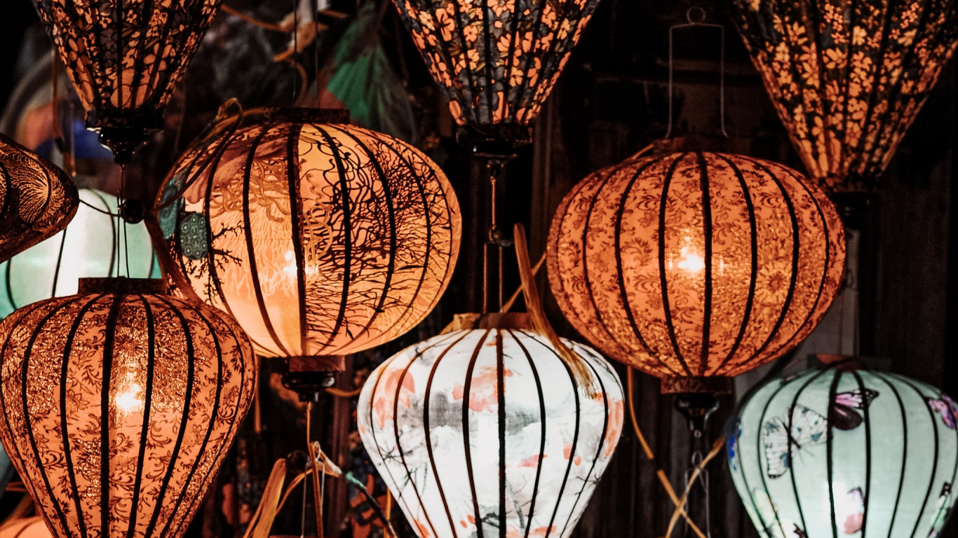 Lantern, Lighting, Lighting Accessory, Light Fixture, Sky Lantern. Wallpaper in 1366x768 Resolution