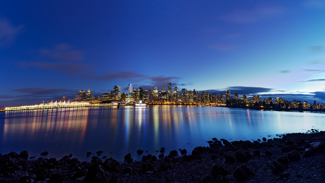 Horizonte de la Ciudad Durante la Noche. Wallpaper in 1280x720 Resolution