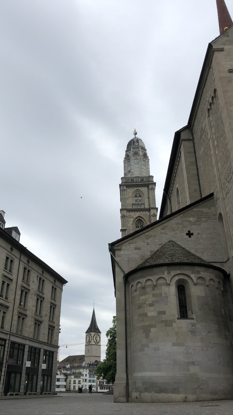 Grossmnster, Window, Architecture, Infrastructure, Road. Wallpaper in 750x1334 Resolution