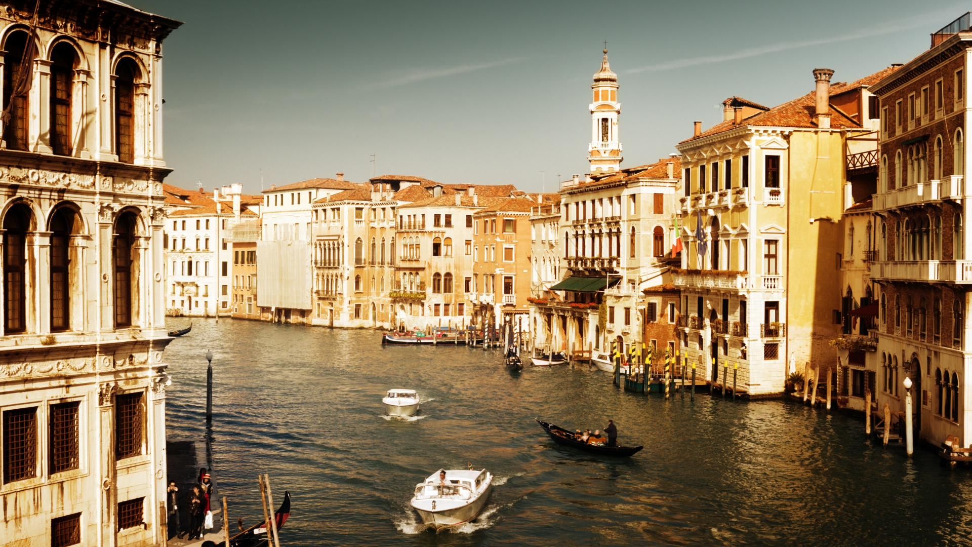 White Boat on Water Near Concrete Building During Daytime. Wallpaper in 1920x1080 Resolution