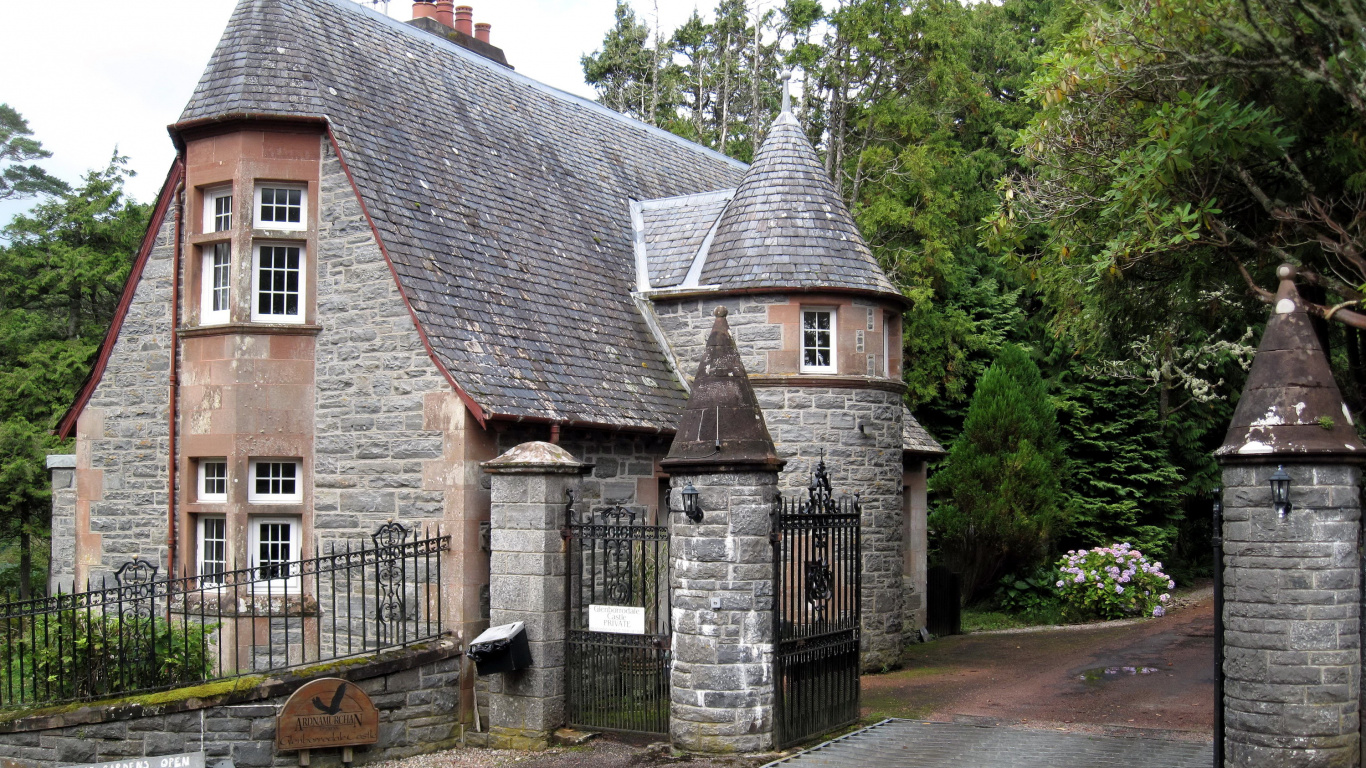 Bâtiment, Propriété, Cottage, Succession, Façade. Wallpaper in 1366x768 Resolution