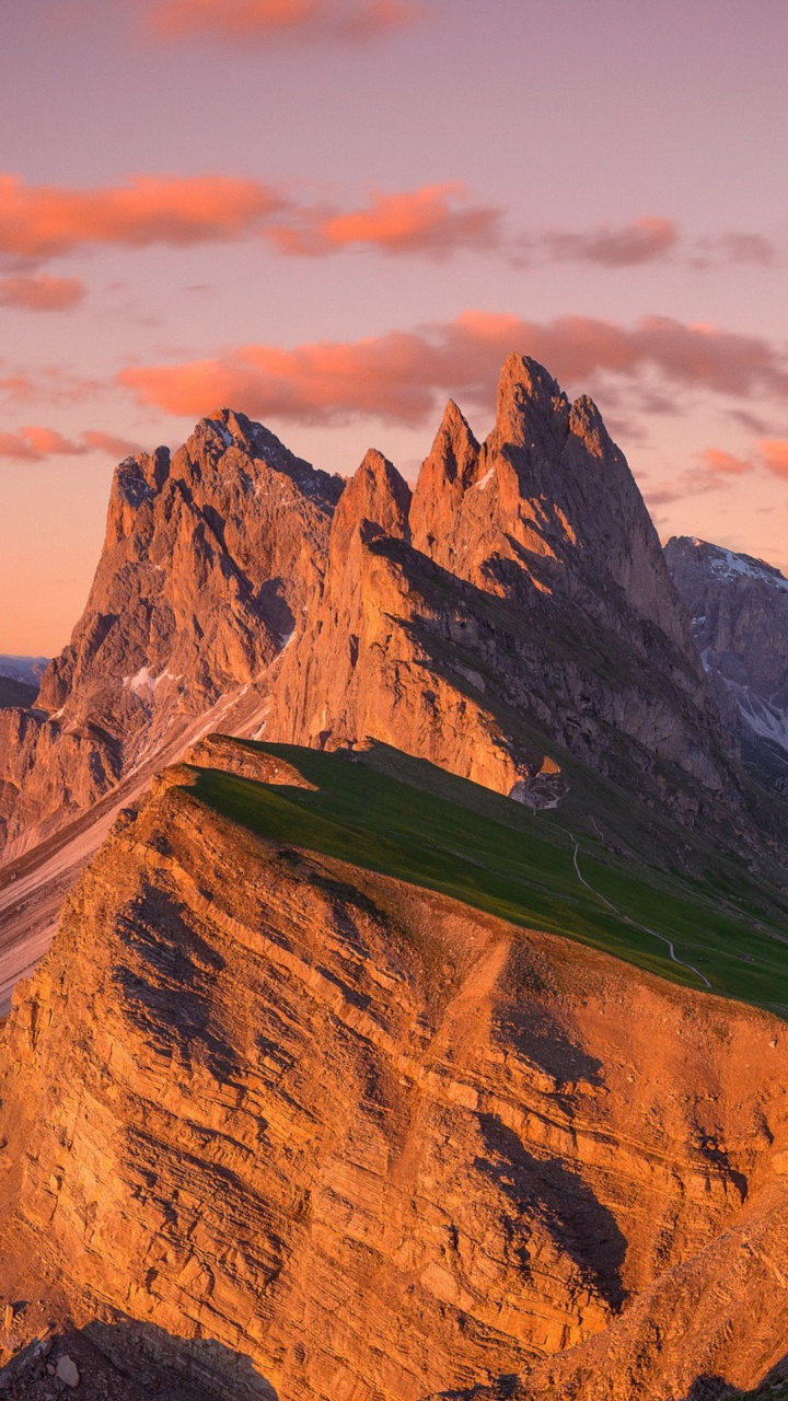 Seceda, Mount Scenery, Ödland, Geologie, Canyon. Wallpaper in 720x1280 Resolution