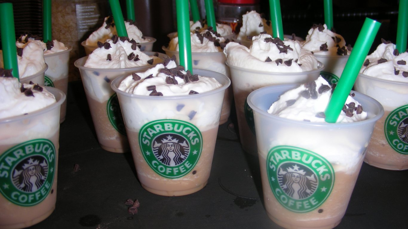 Taza de Starbucks Blanca y Verde. Wallpaper in 1366x768 Resolution