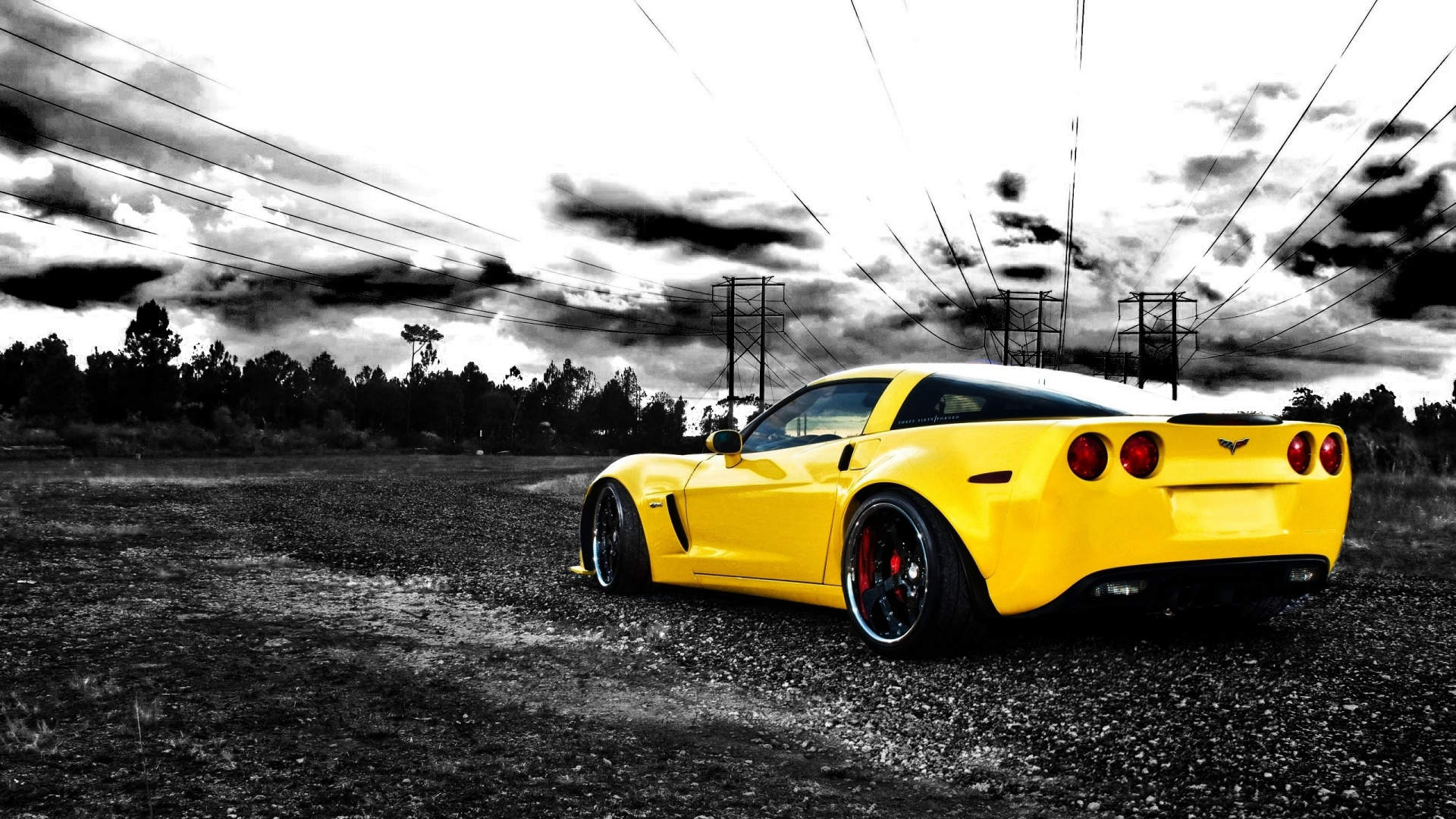 Cupé Amarillo en Blanco y Negro. Wallpaper in 1920x1080 Resolution