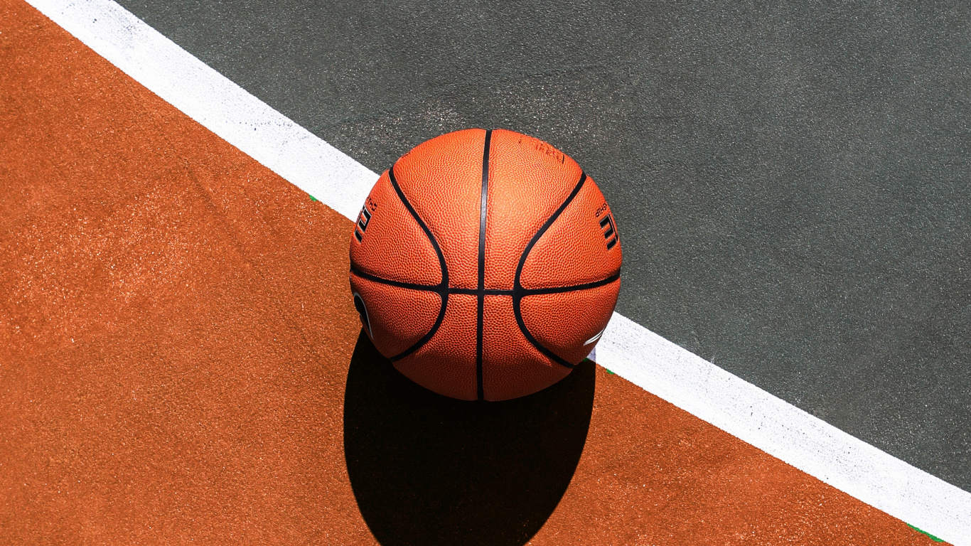 Basketball on Blue and White Basketball Court. Wallpaper in 1366x768 Resolution