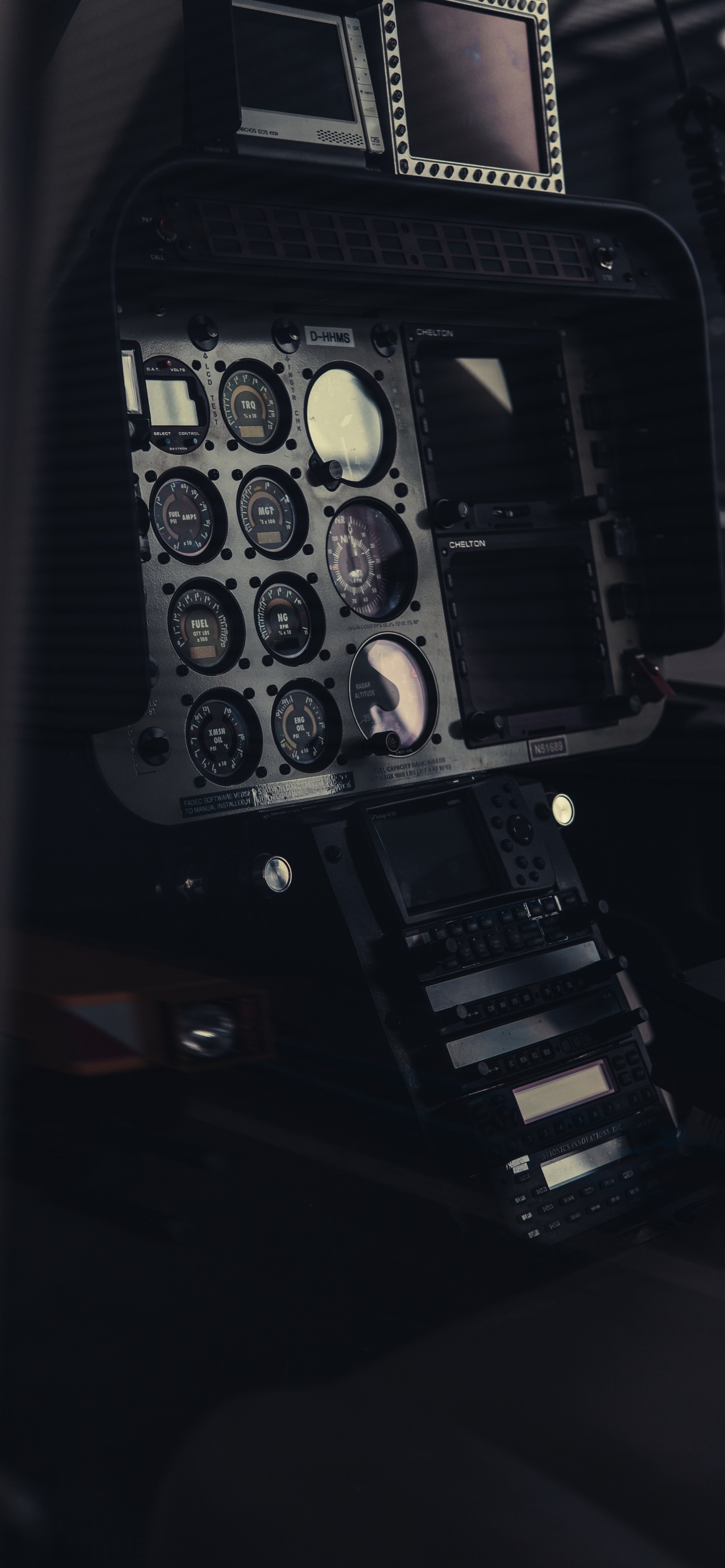 Black and Silver Digital Device. Wallpaper in 1242x2688 Resolution