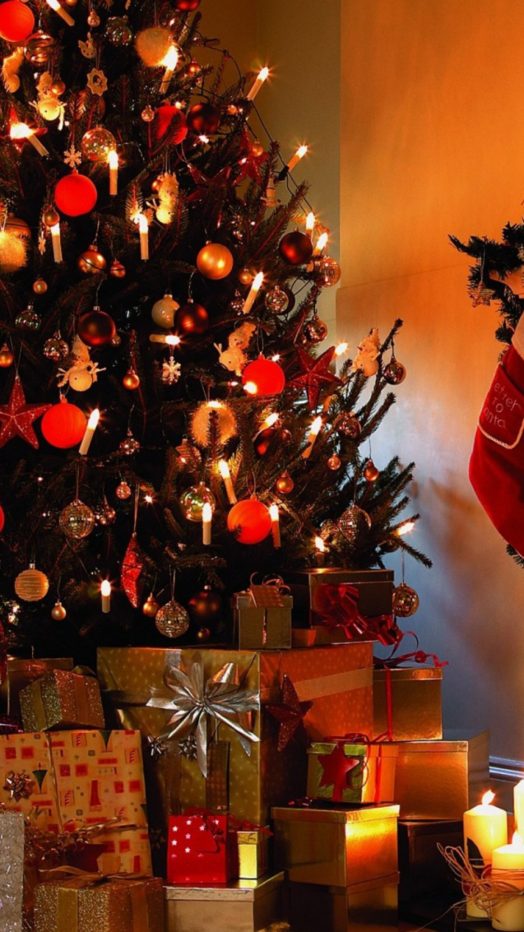 El Día De Navidad, Decoración de la Navidad, Navidad, Chimenea, Luces de Navidad. Wallpaper in 750x1334 Resolution