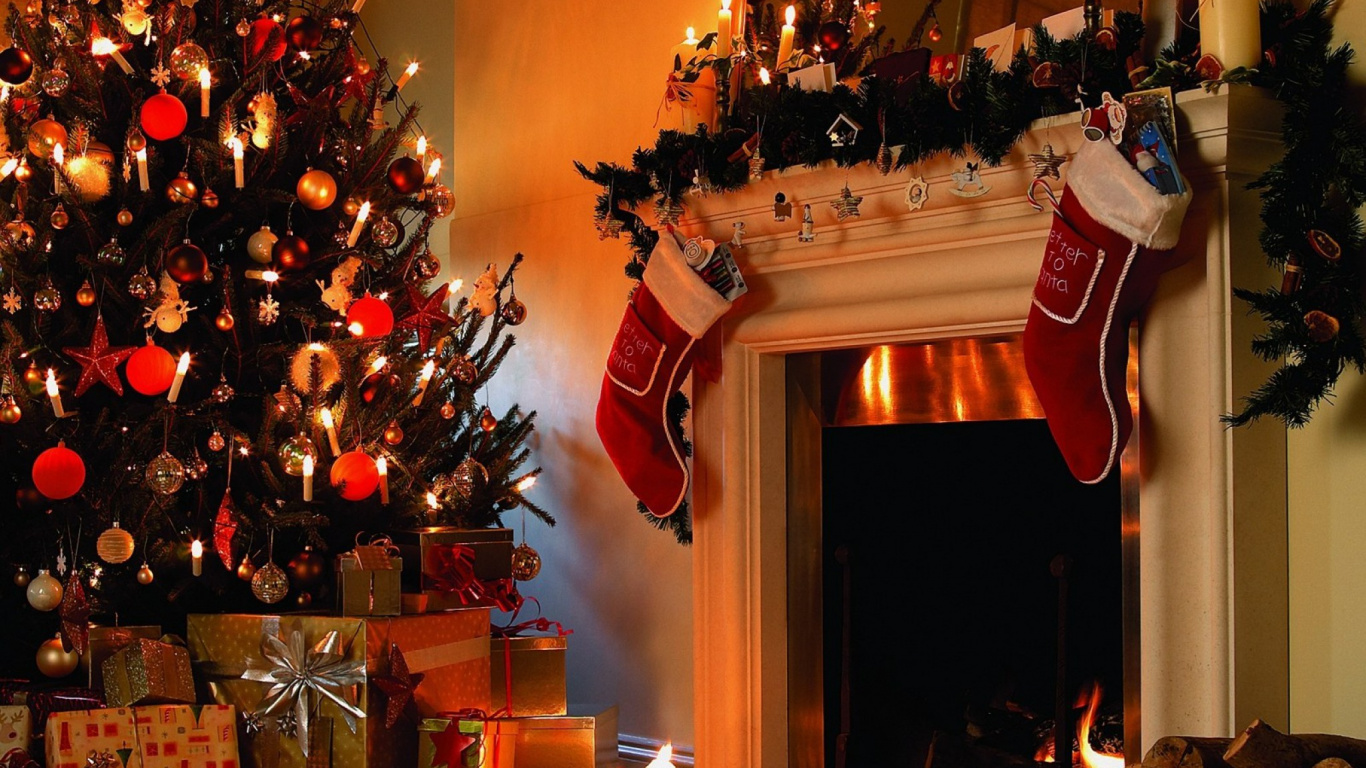 Weihnachtsbaum, Weihnachten, Weihnachtsdekoration, Kamin, Weihnachtsbeleuchtung. Wallpaper in 1366x768 Resolution