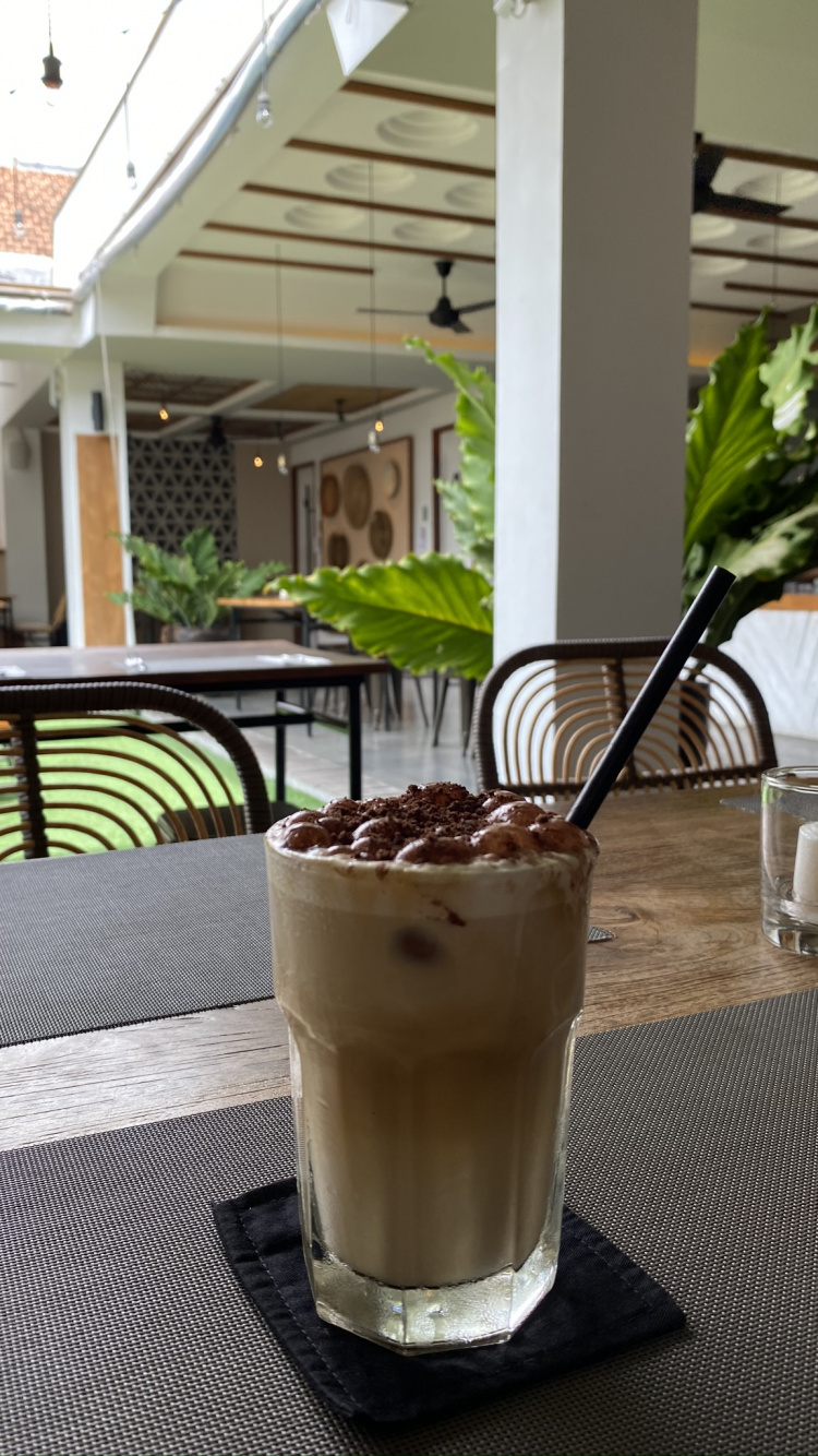 Drink, Cafe, Irish Cream, Ireland, Serveware. Wallpaper in 750x1334 Resolution