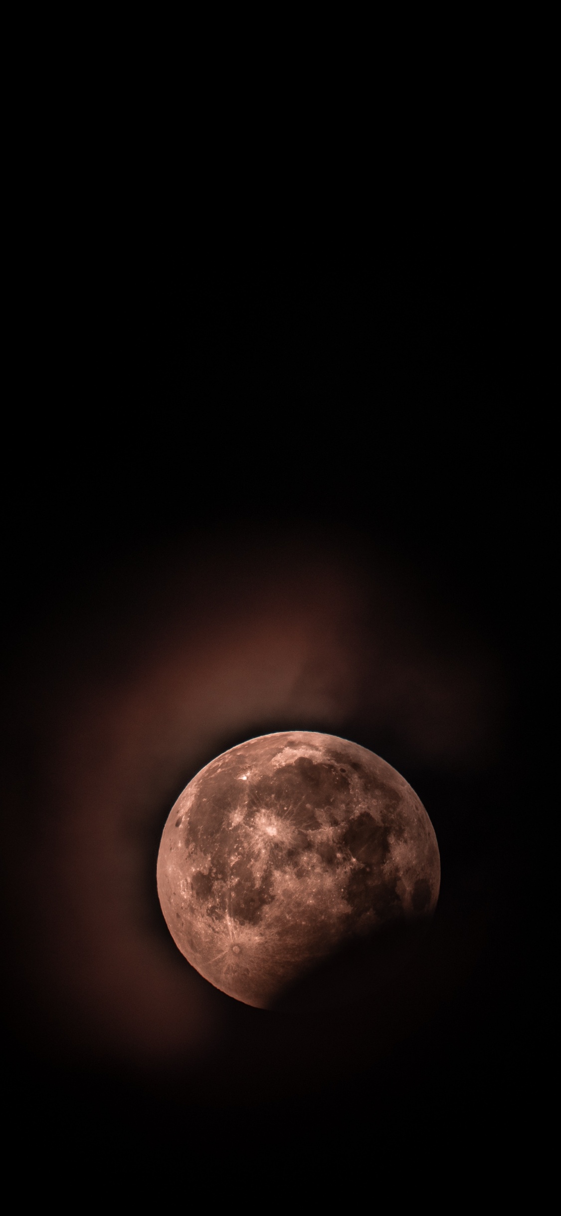 Pleine Lune Dans le Ciel Nocturne. Wallpaper in 1125x2436 Resolution