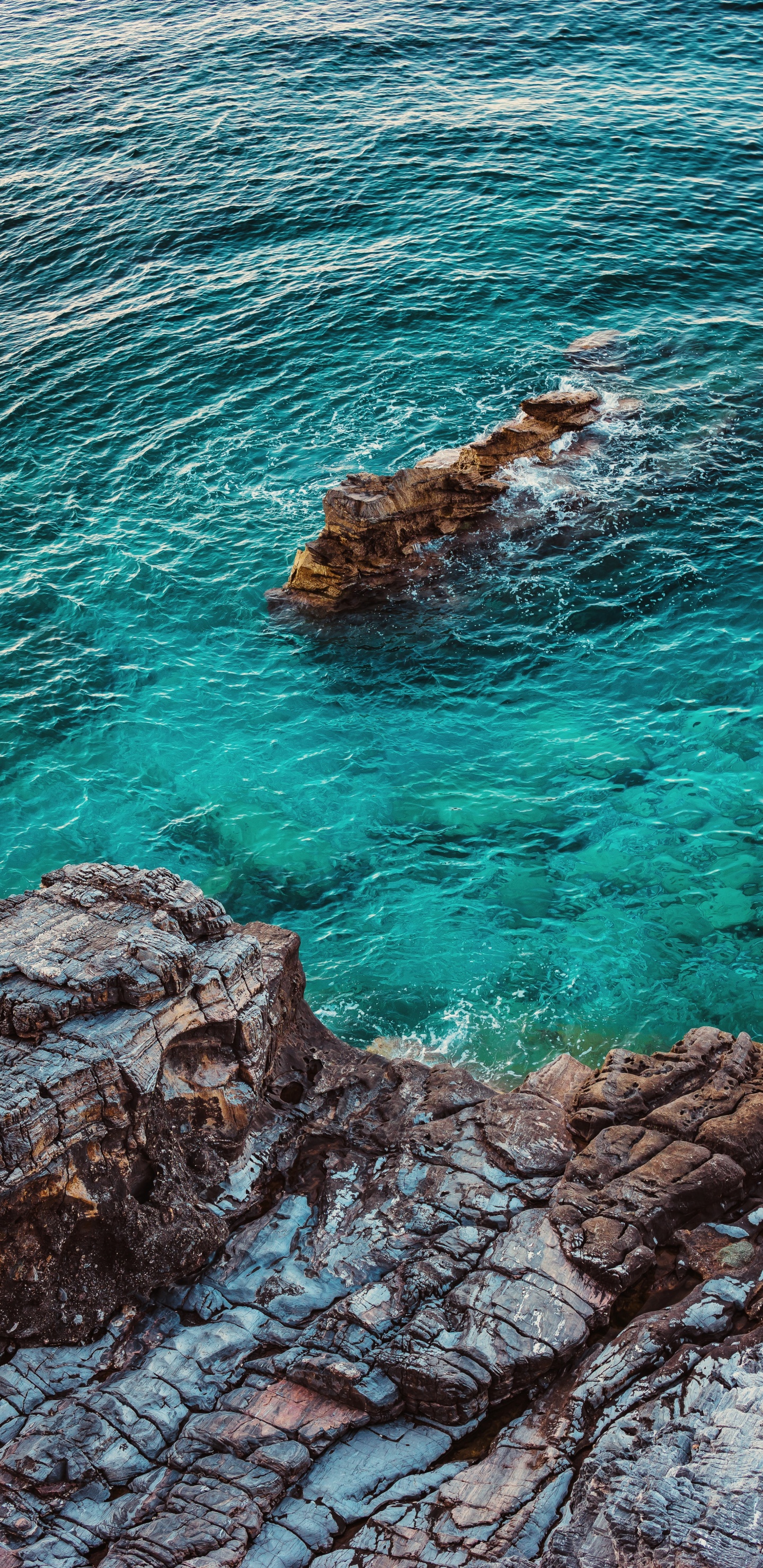 Cuerpo de Agua, Mar, Agua, Costa, Azul. Wallpaper in 1440x2960 Resolution