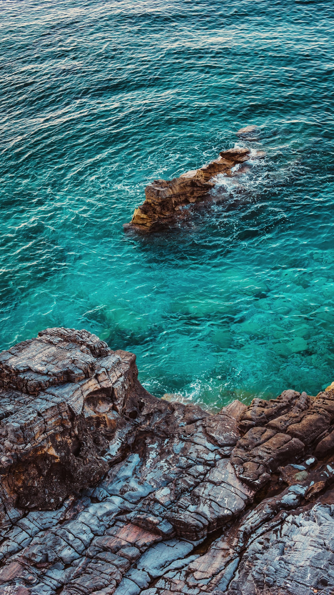 Body of Water, Sea, Water, Coast, Rock. Wallpaper in 1080x1920 Resolution