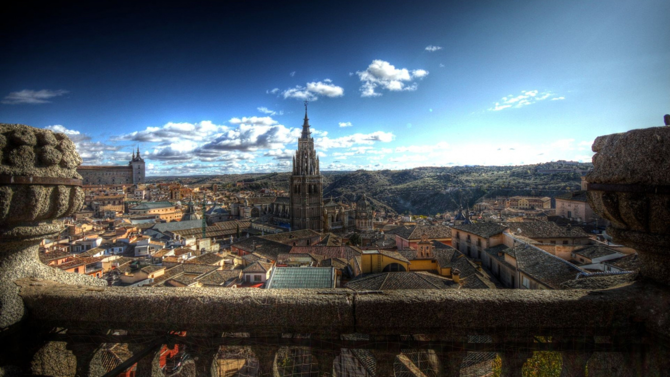 Vista Aérea de Los Edificios de la Ciudad Durante el Día.. Wallpaper in 1366x768 Resolution