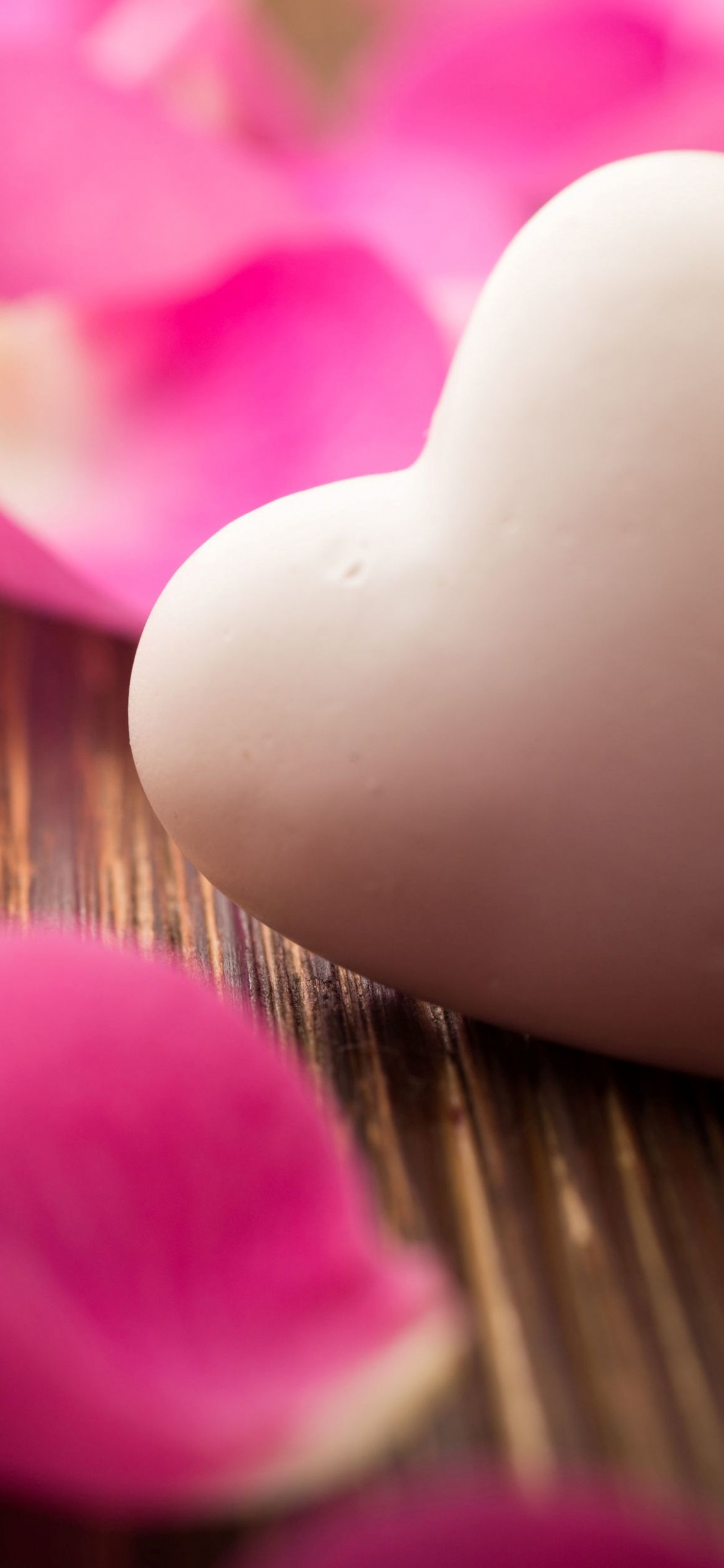 Love Heart, Heart, Romance, Petal, Pink. Wallpaper in 1125x2436 Resolution