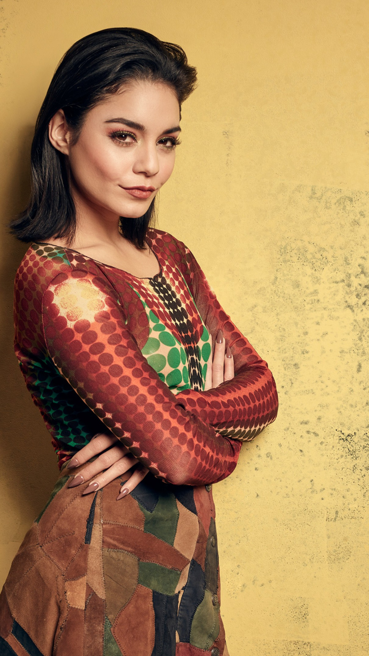 Mieten Live Vanessa Hudgens, Vanessa Hudgens, Live Mieten, Maureen Johnson, Vermieten. Wallpaper in 750x1334 Resolution