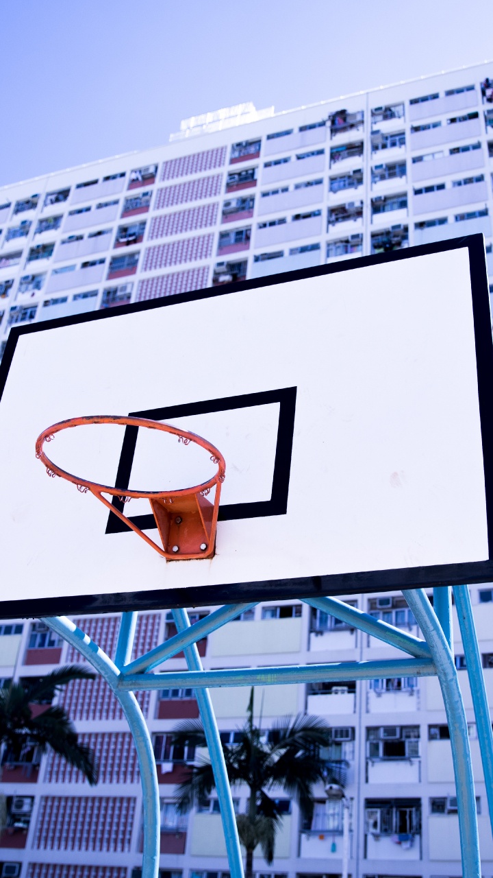 White and Black Basketball Hoop. Wallpaper in 720x1280 Resolution