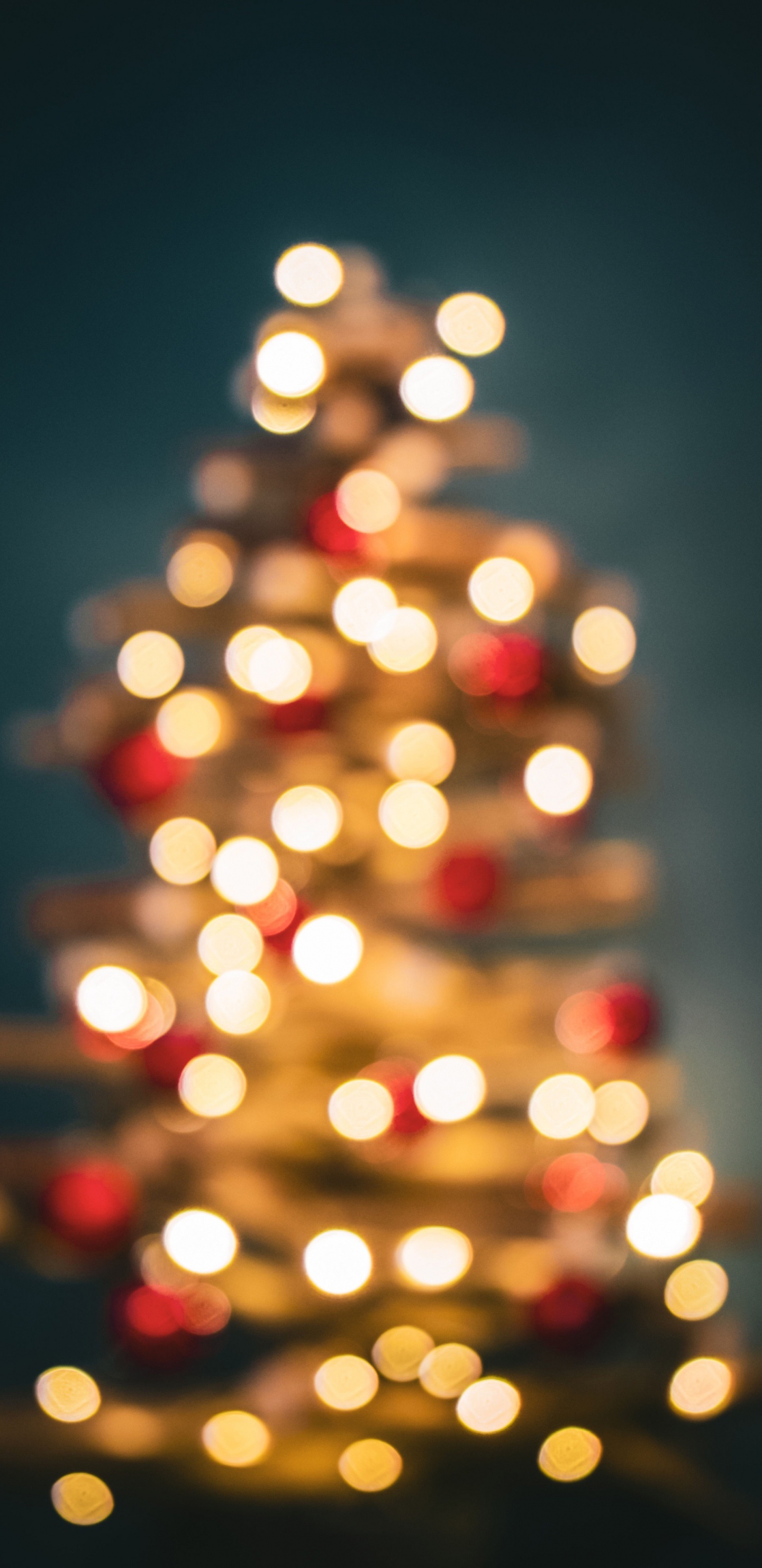 Nochevieja, Navidad, El Día De Navidad, Luces de Navidad, Chuchería. Wallpaper in 1440x2960 Resolution