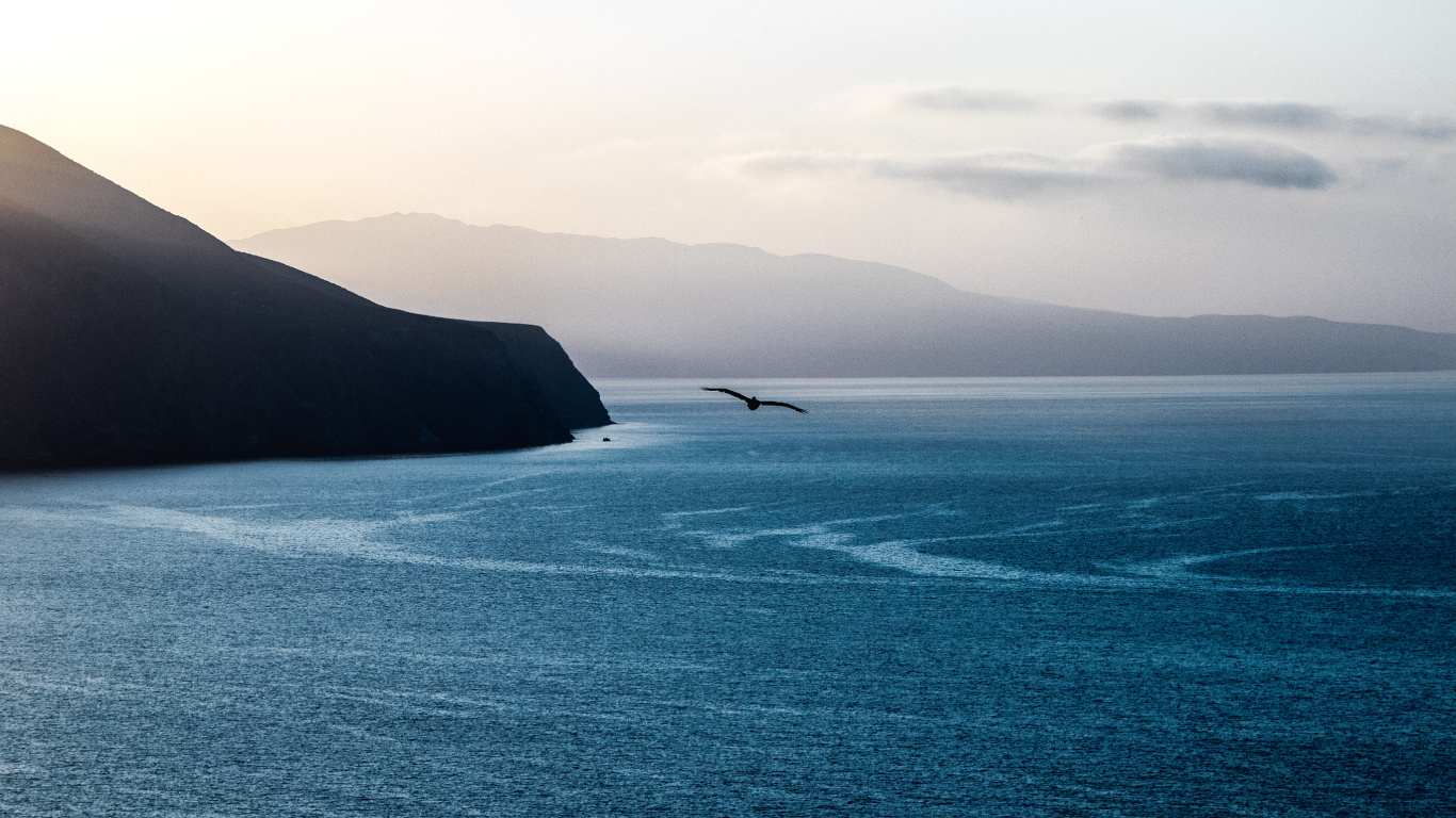 Gewässer, Meer, Ozean, Horizont, Blau. Wallpaper in 1366x768 Resolution