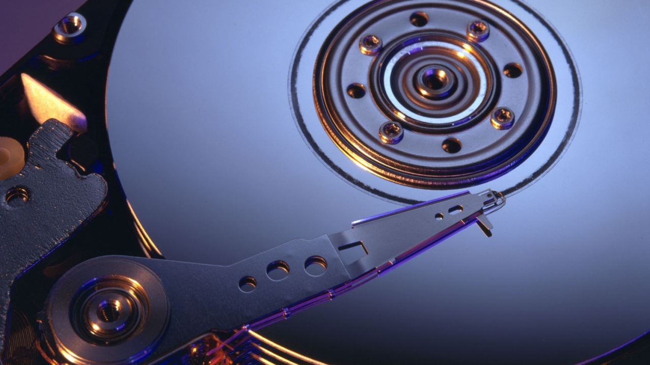 Silver and Gold Round Device. Wallpaper in 1280x720 Resolution