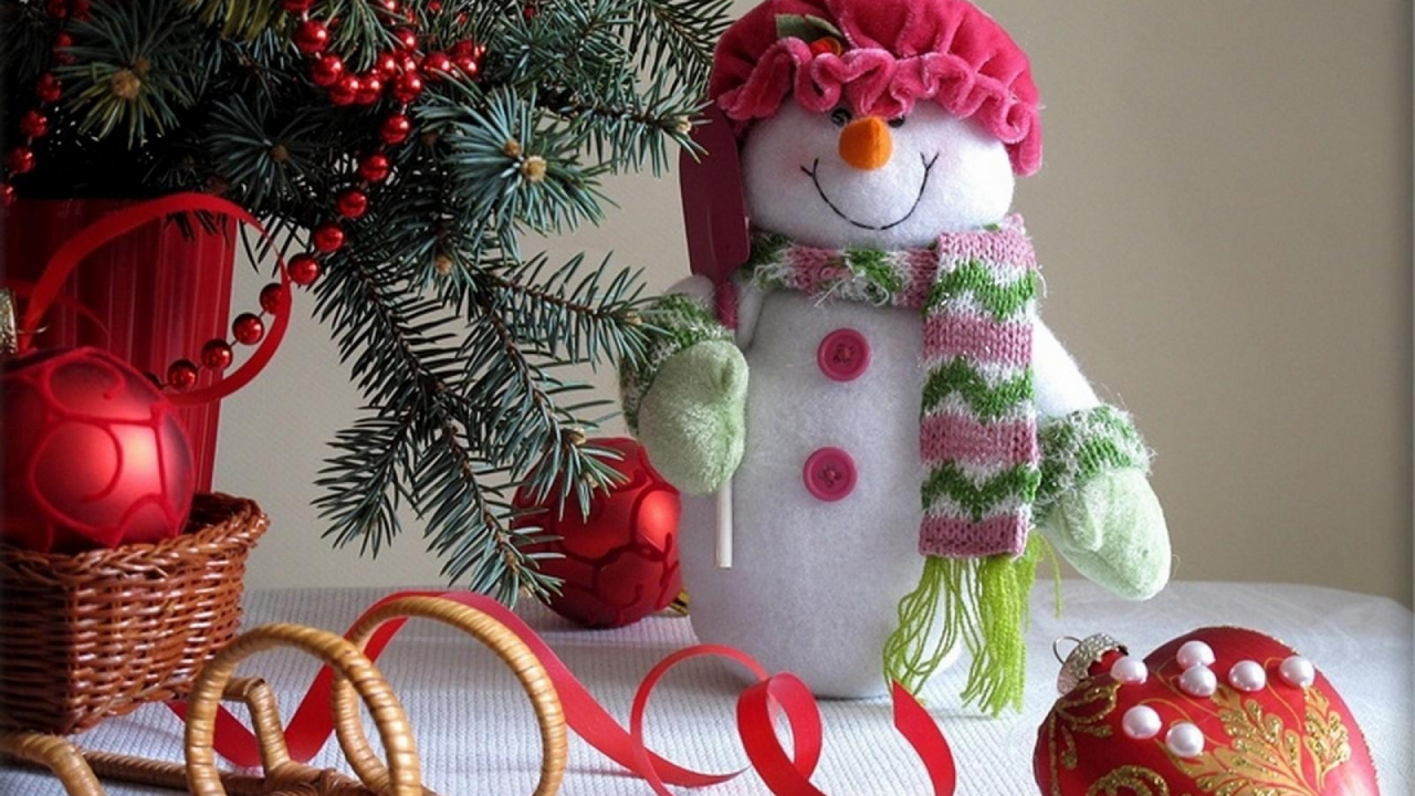 Nouvelle Année, Décoration de Noël, Bonhomme, Cadeau. Wallpaper in 1280x720 Resolution