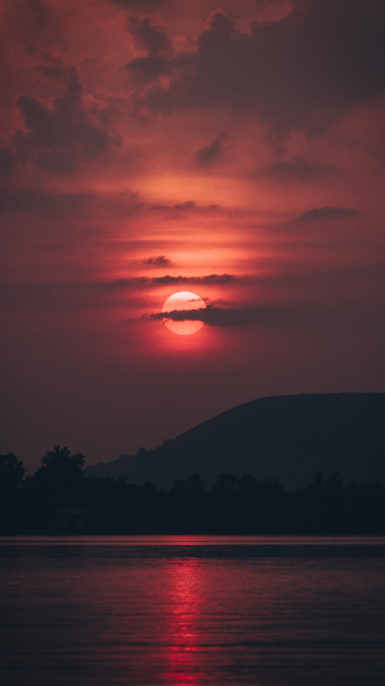 Horizont, Afterglow, Cloud, Goldene Stunde, Sonnenuntergang. Wallpaper in 750x1334 Resolution