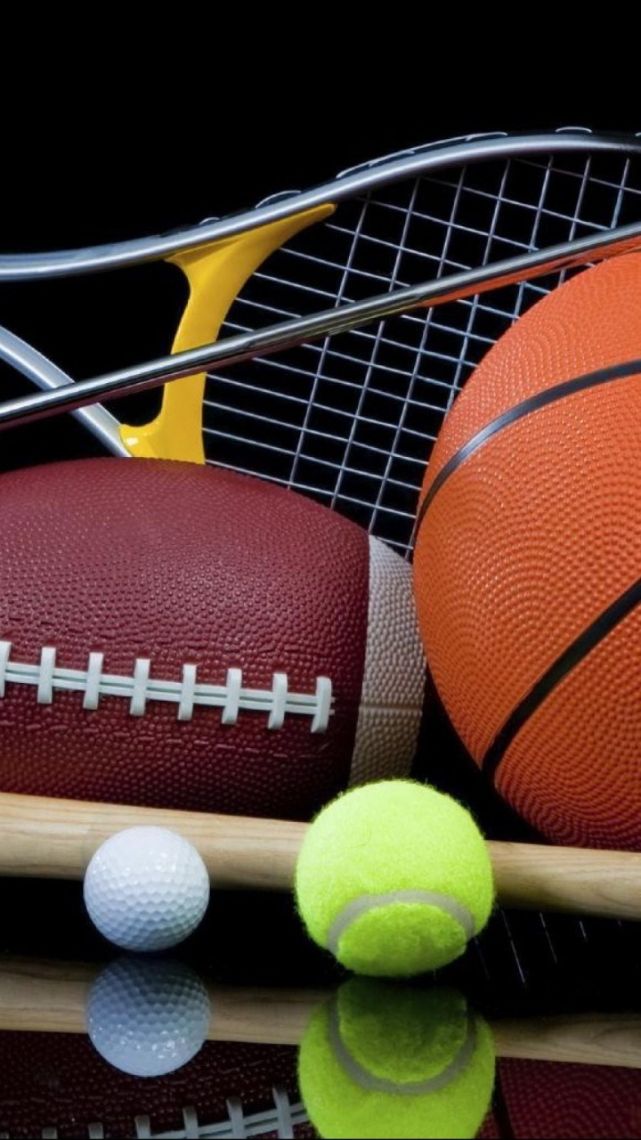 Balle de Tennis Verte Sur un Support en Métal Blanc. Wallpaper in 720x1280 Resolution