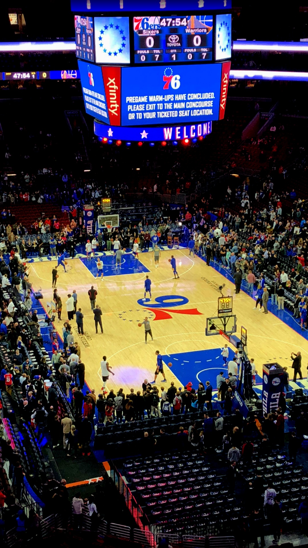 Basketball Bewegt, Philadelphia 76ers, Nba, Sports Venue, Menschen. Wallpaper in 1080x1920 Resolution